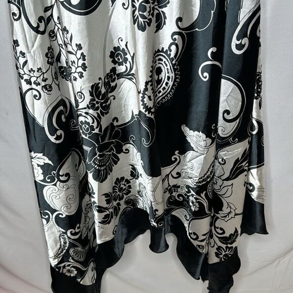 Torrid Tie Halter Handkerchief Jagged Hem Shimmery Material Dress. Size 2X. - Picture 3 of 9